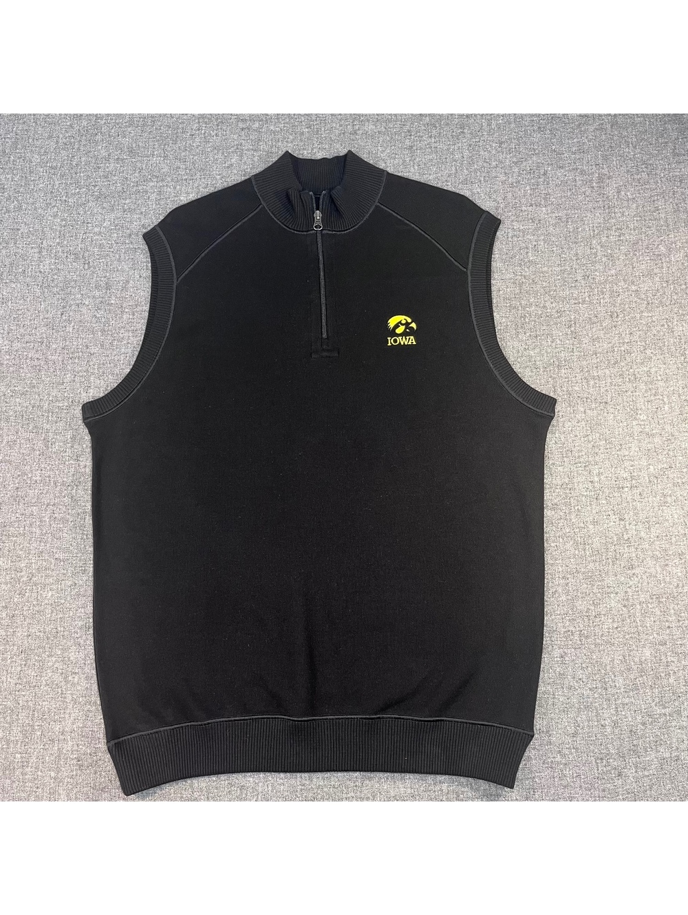 Iowa Hawkeyes Quarter Zip Sweater Vest, Men's Large